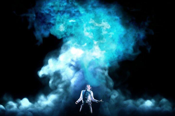 Främmande saker: Biljett till The First Shadow on Broadway