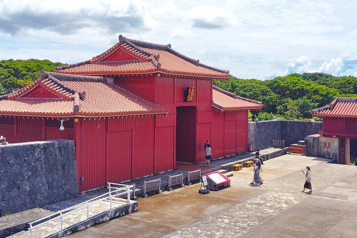 Shurijo Castle Tour – UNESCO Site & Ryukyu Kingdom