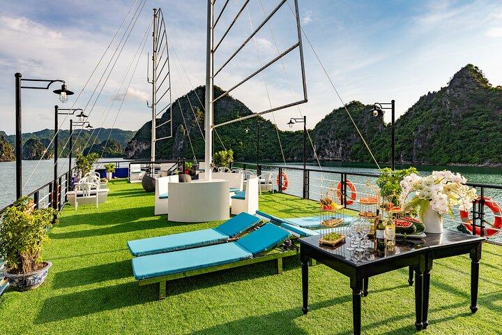 Halong Bay Day Trip Cruzeiro de luxo com jacuzzi e almoço buffet