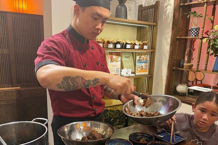 Hanoi Market & villa Cooking Class : trasferimento gratuito nel centro storico