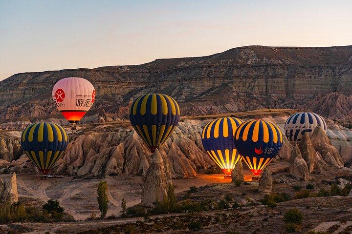 Balade en montgolfière en Cappadoce avec transfert à l'hôtel