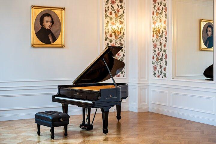 Warschauer Stadtrundgang mit privatem Chopin-Konzert