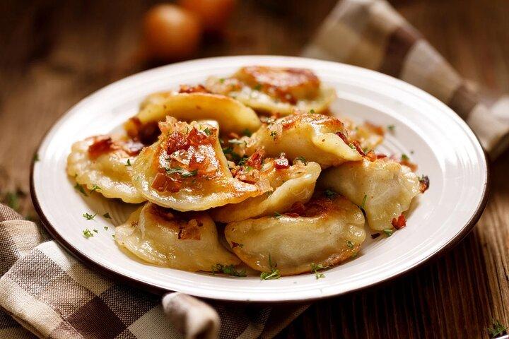 Warsaw Food Tasting Tour of Hidden Gems (Grupos pequenos)