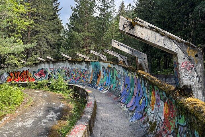 Spray Sarajevo : Graffiti-Workshop auf der Olympischen Bobbahn