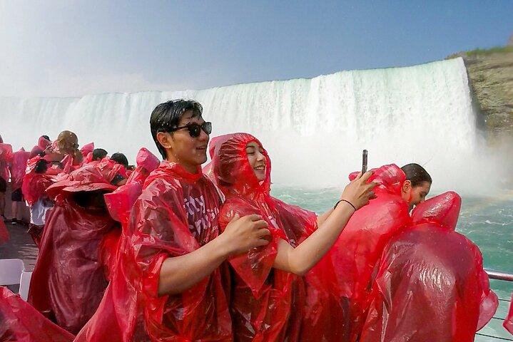 Niagara Falls Canada Tour vanuit de VS: reis, bootcruise & toren