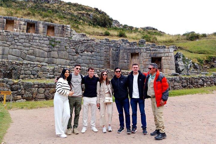 Cusco Inolvidable en 4 días Valle Sagrado y Machu Picchu