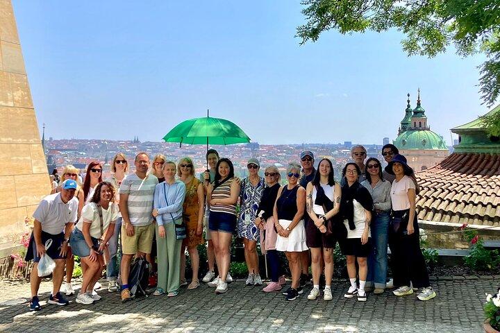 Charles Bridge to Prague Castle Excursão a pé privada
