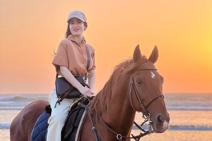 1u Zonsondergang Paardrijden in Essaouira met Foto's en Video's