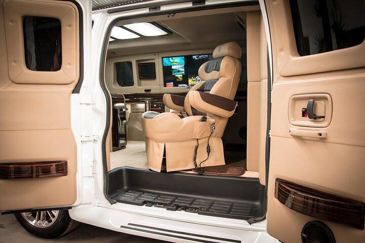 Ultraluxuriöser Privatvan mit Chauffeur in San Miguel de Allende
