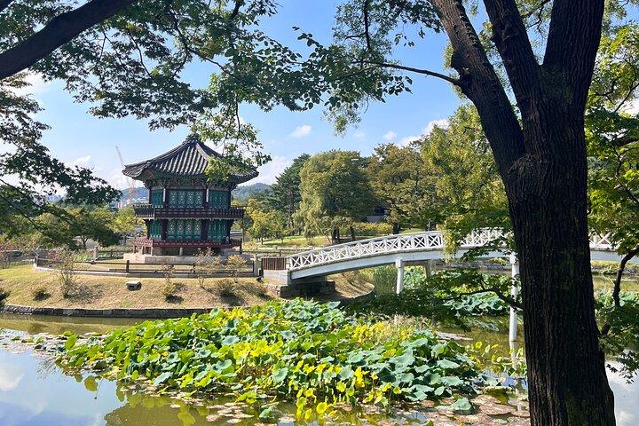 Viaggio nel tempo a Seoul: Palazzo Gyeongbokgung, Museo del Folk & Bukchon