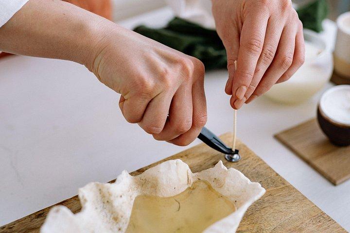 ブルックリンのおしゃれなカクテルバーでキャンドル作り体験