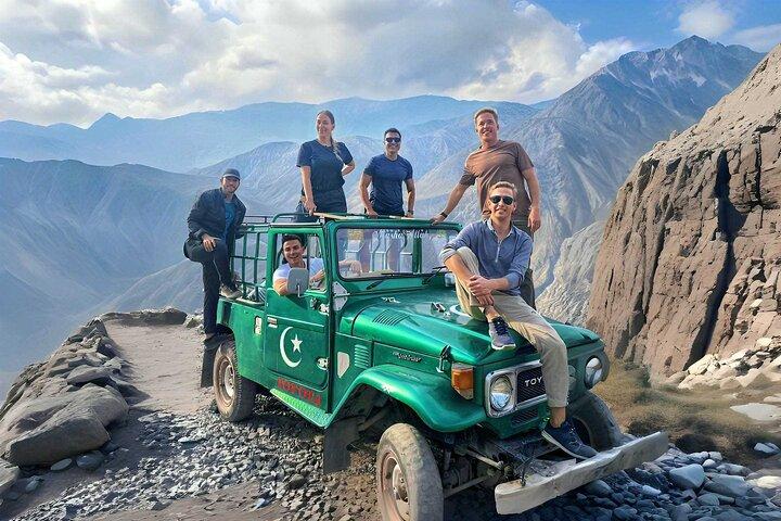 10-daagse tour naar Skardu Hunza en Lahore vanuit Islamabad per vliegtuig
