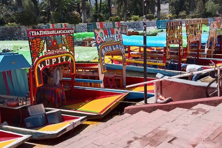 Tour to Xochimilco and Coyoacan and Frida Khalo