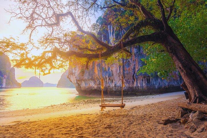 Tour di Hong Islands Earlybird con colazione in motoscafo