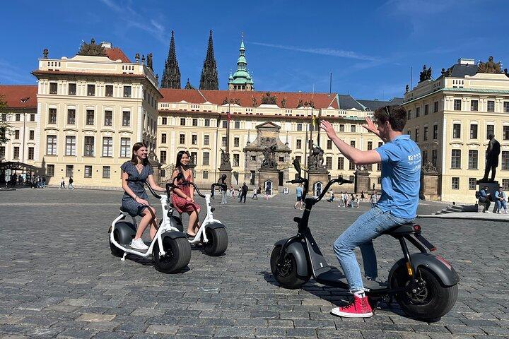 Prag Segway & E-Scooter Grand City Tour