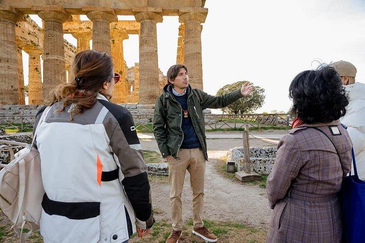 Private Tour: Explore Paestum with an Expert Archaeologist