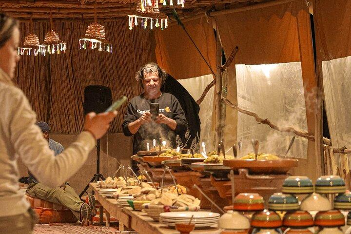 Agafay Desert Pool Day & Marokkanisches Abendessen mit Live-Show