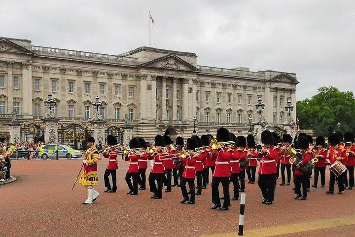 Billets pour la relève de la garde et Buckingham Palace en petit groupe