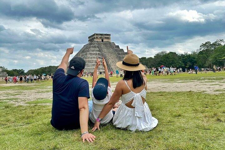 Chichén Itzá Tour with an Expert Guide from Valladolid