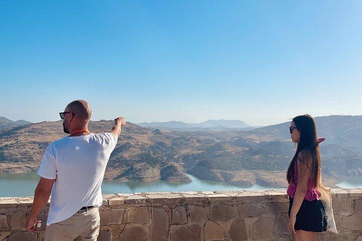Dagtocht naar Zahara, Setenil en Ronda vanuit Sevilla