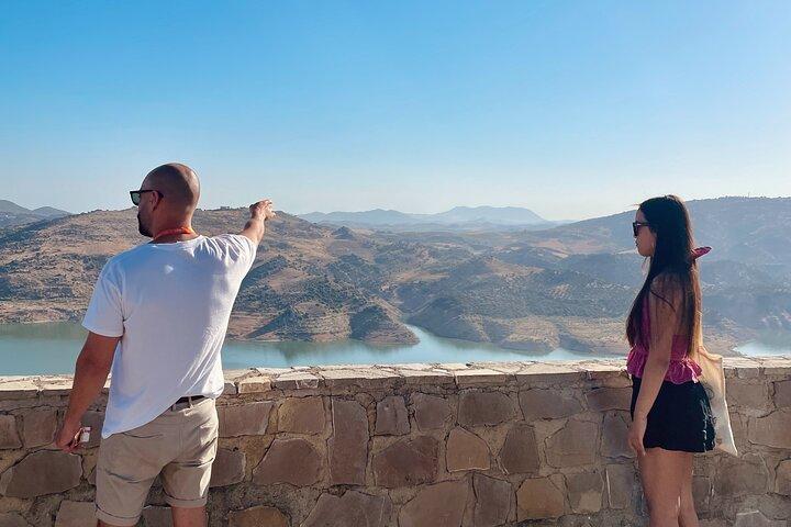 Privétour van Sevilla naar Setenil en Zahara en Ronda