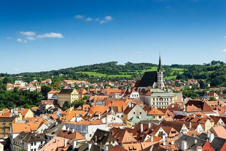 Prag til Budapest Transfer med 3 timers stop i Cesky Krumlov