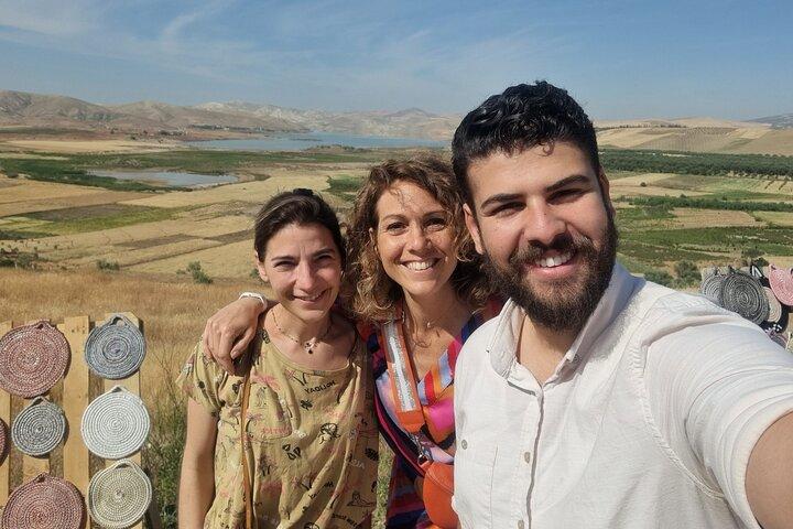 Fom Fes VIP 2Days Tour to Tangier via with night at Chefchaouen （シェフシャオエンの夜付き）