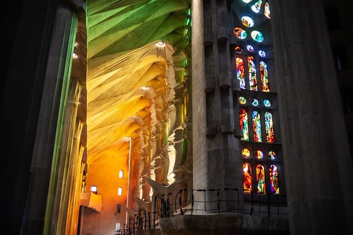 Sagrada Familia Skip The Line Guided Group Tour