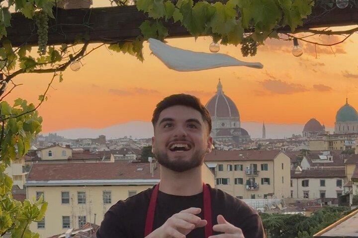 kookles Pizza met uitzicht op de Dom van Florence