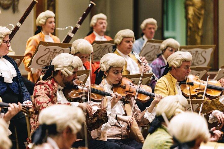 Concerto de Mozart em Trajes Históricos na Vienna State Opera House