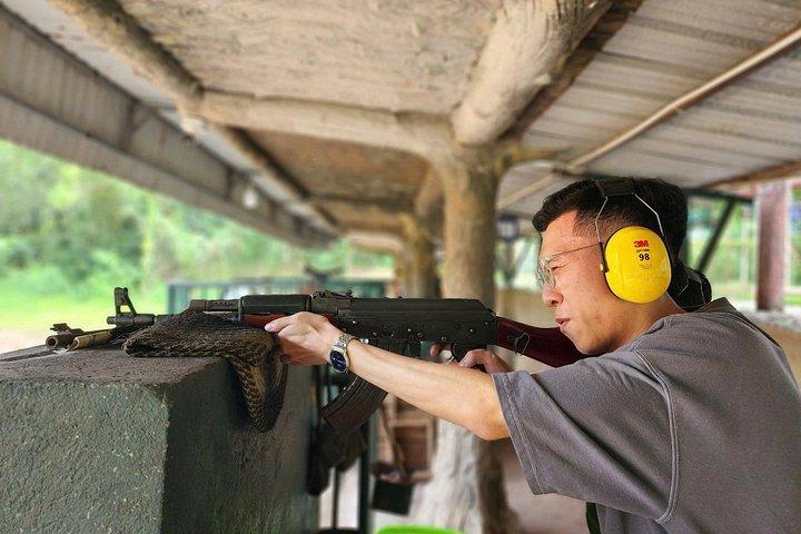 Cu Chi Tunnels & Mekong Delta Adventure: Full-Day Small Group