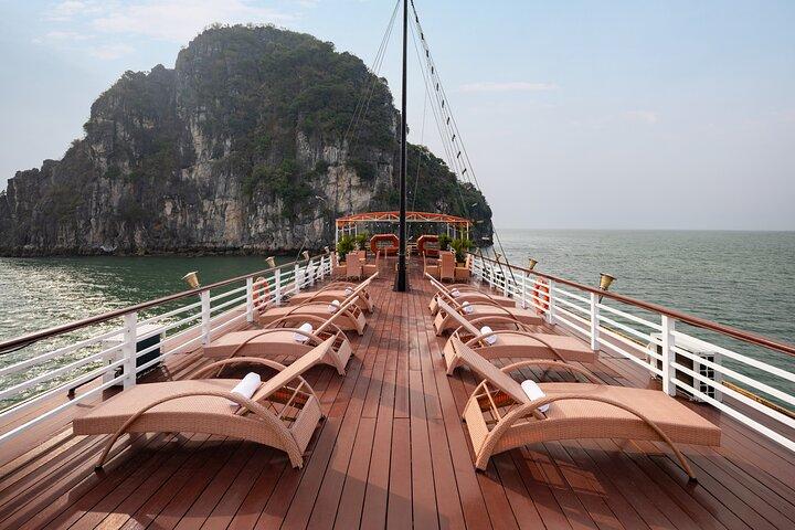 2 Day Bai Tu Long Bay Luxury Cruise Experience