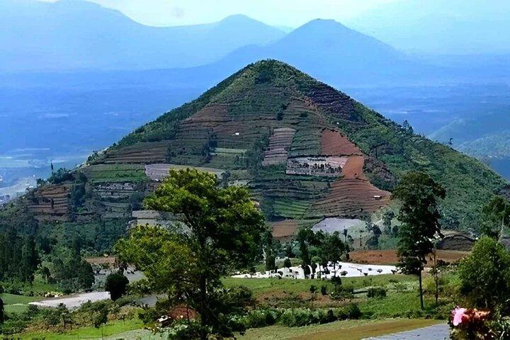 Explore Gunung Padang Sacred Archaeological Site Tour