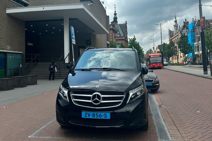 Private Transfer from Amsterdam to Brussels 2h stop Antwerp