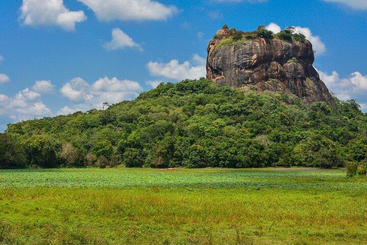 Tour tradicional da vila de Sigiriya com almoço