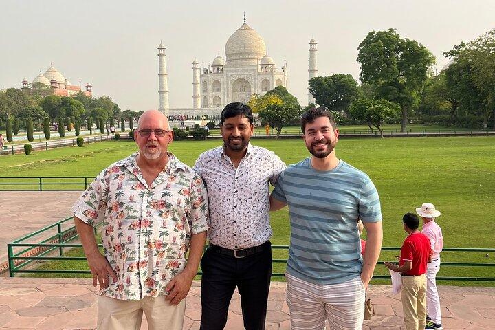 Delhi : Private Taj Mahal & Agra Tour por Gatimaan Express Train