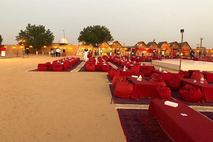 Dîner dans le désert avec spectacle traditionnel et activités facultatives