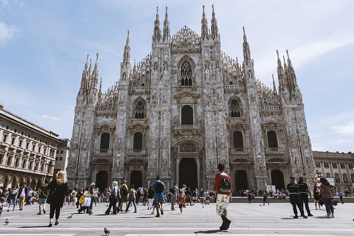 Milan Walking Tour Fashion Hidden Courtyards with Private Guide