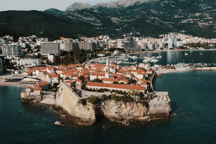 Budva and Sveti Shore Excursion with German Guide