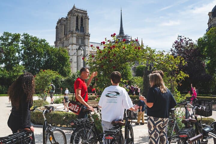 Paris Private E-bike tour