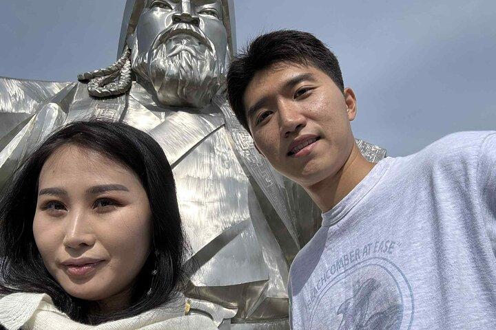 Private Tour mit Olivia : Dschingis Statue-Schildkröte Felsen-Terelj-Zaisan