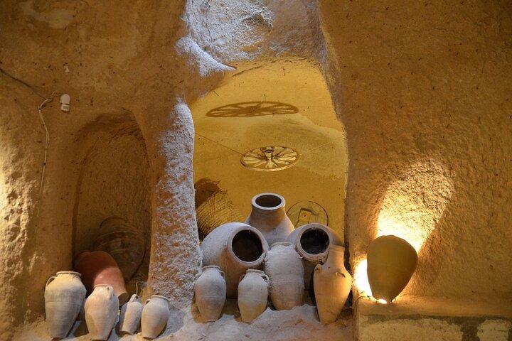 Cappadocia in One Day from Istanbul: Private Tour with Flights