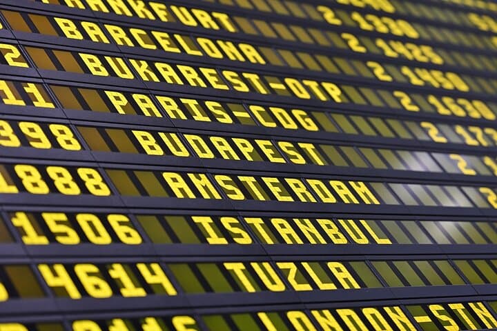 Private round trip transfer from/to Paris airports