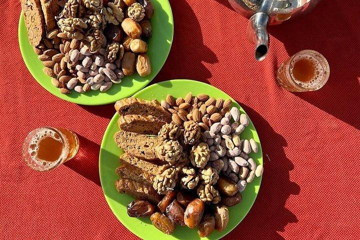 エッサウイラビーチ、砂丘と森で乗馬ギャロップ2時間