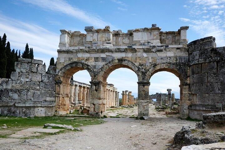2-Day Private Guided Ephesus & Pamukkale Tour from Istanbul