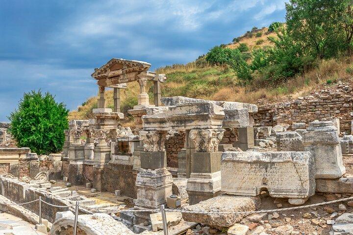 2-Day Private Guided Ephesus & Pamukkale Tour from Istanbul