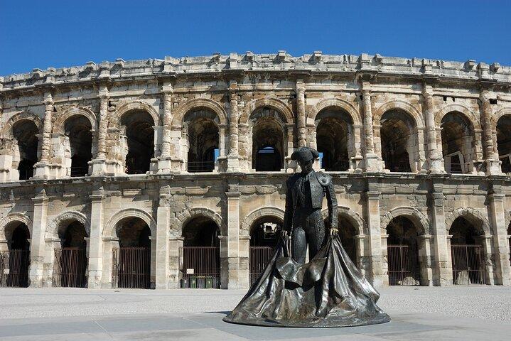 Nîmes : Billet Arène romaine antique et visite audio de la vieille ville