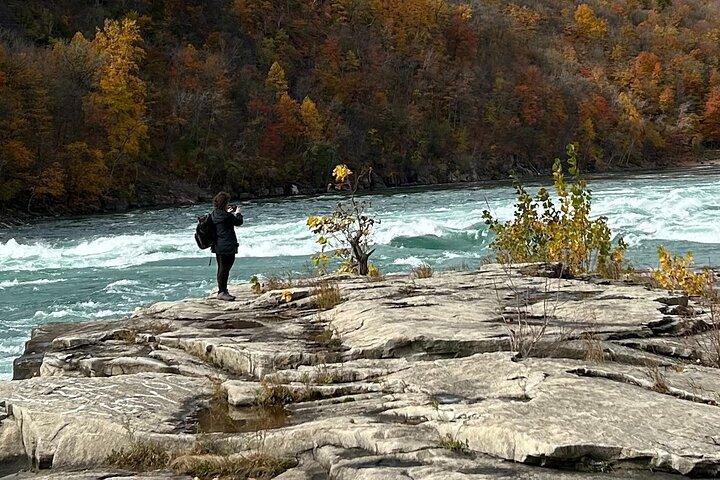 Whirlpool Rapids Explorer: 2 Hour Interactive Guided Hike