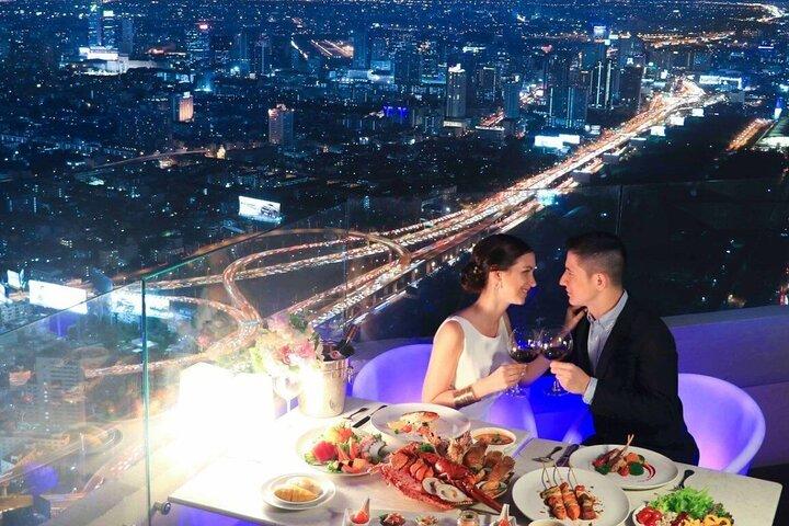 Entrada buffet Baiyoke Sky Hotel con plataforma de observación en Bangkok