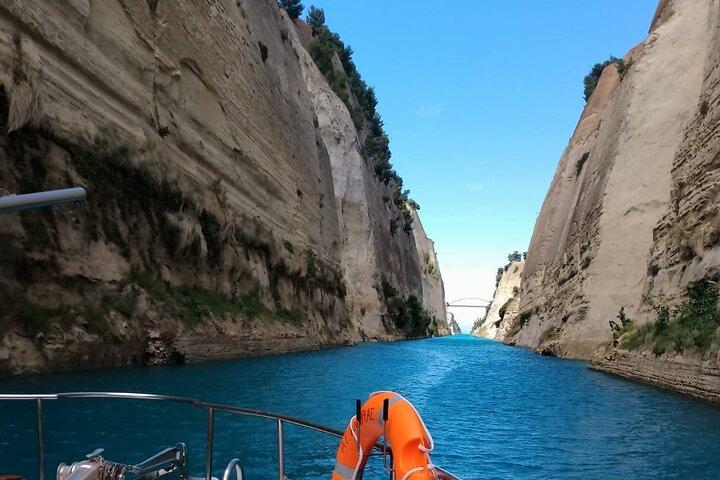 Corinth Canal & Saronic Gulf GlassBottom Cruise : 4h Schwimmen & Buffet